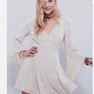 Free People Jasmine Embroidered Bell Sleeve Mini Dress Beige Small Fairycore
